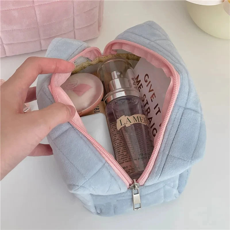 Trousse de Rangement en Fourrure Douce pour Femme - Grande Capacité avec Fermeture Éclair - La Maison Cozy