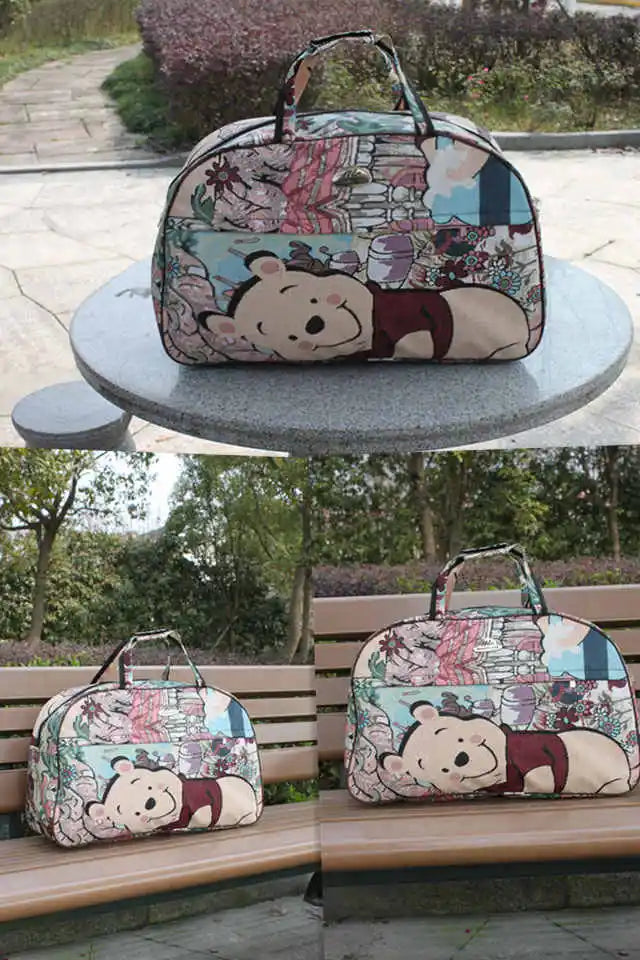 Sac de Voyage Disney - Sac à Langer Imperméable Winnie L'Ourson à Grande Capacité - La Maison Cozy