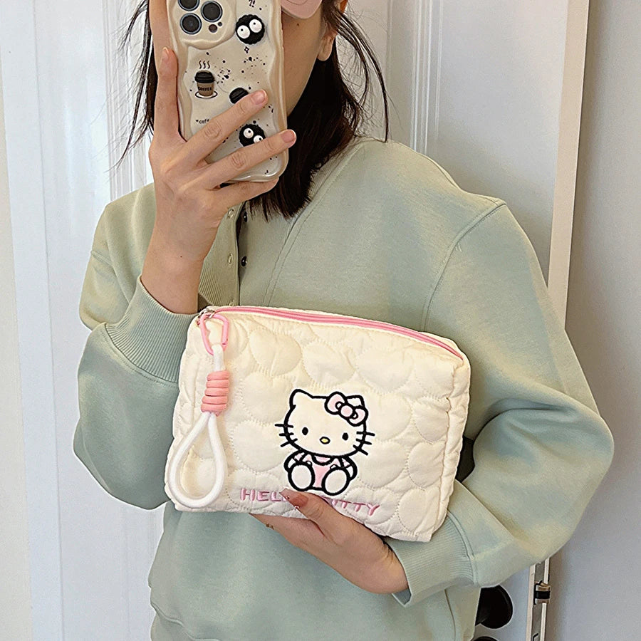 Sac de Maquillage Sanrio Kuromi Cream Down - Sac de Voyage Doux et Moelleux à Grande Capacité - La Maison Cozy