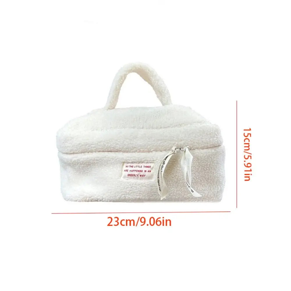 Sac à Cosmétiques en Peluche avec Fermeture Éclair - Sac de Voyage Portable et Organisateur - La Maison Cozy