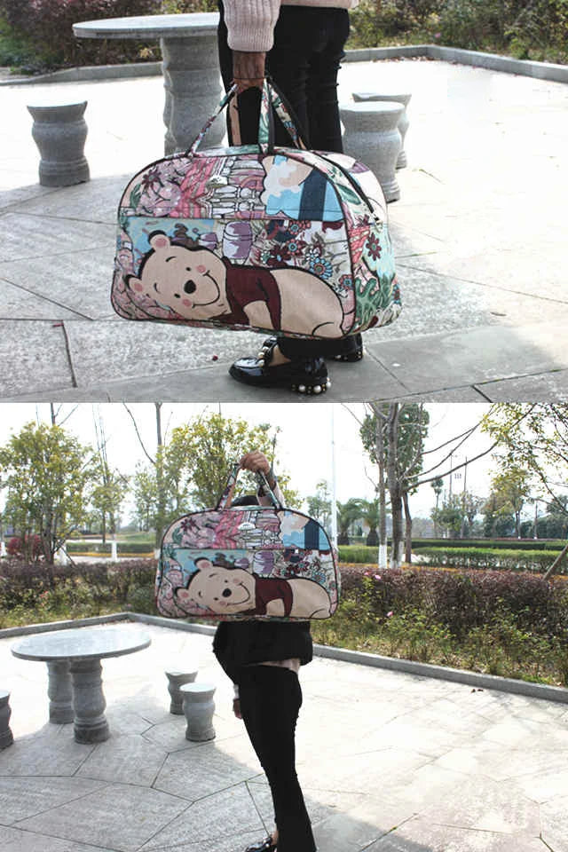 Sac de Voyage Disney - Sac à Langer Imperméable Winnie L'Ourson à Grande Capacité - La Maison Cozy