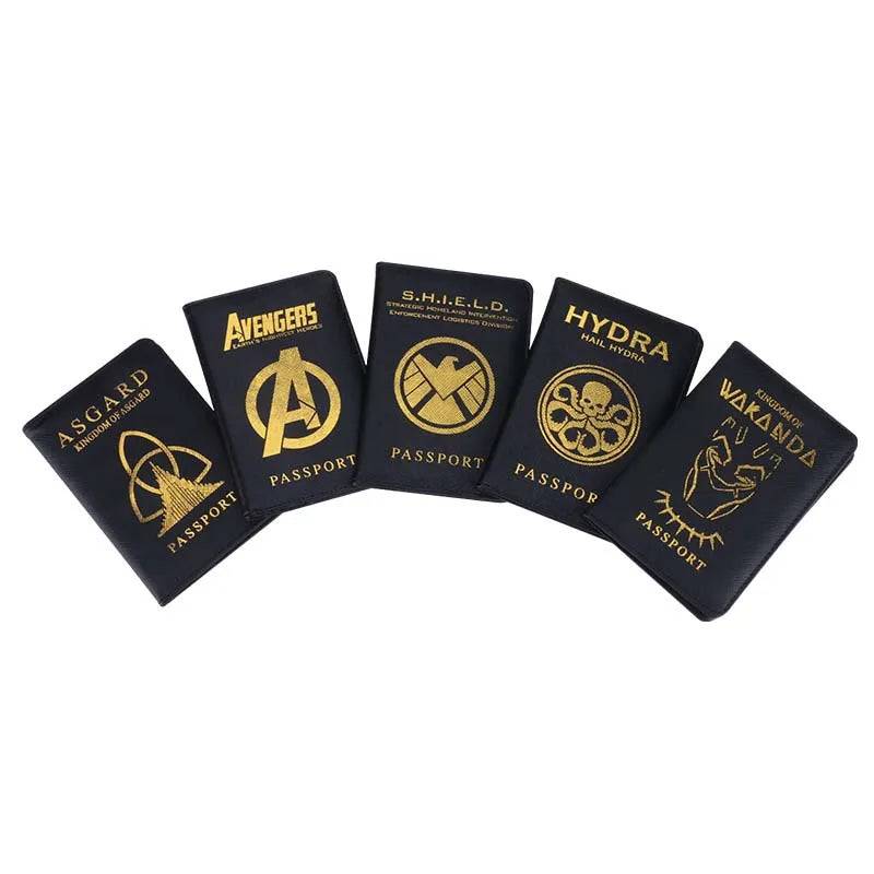 Pochette à Passeport Avengers - Portefeuille en Cuir PU avec Embossage, pour Hommes et Femmes - La Maison Cozy