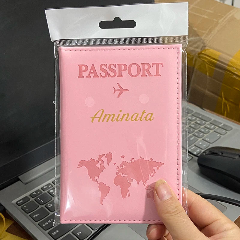 Housse de Passeport Personnalisée avec Nom – Portefeuille de Voyage en Similicuir, Personnalisable, Porte-Cartes - La Maison Cozy